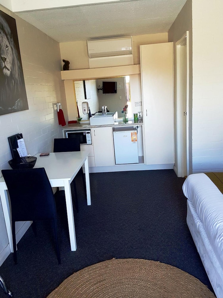 Bidgee Motor Inn 27/50