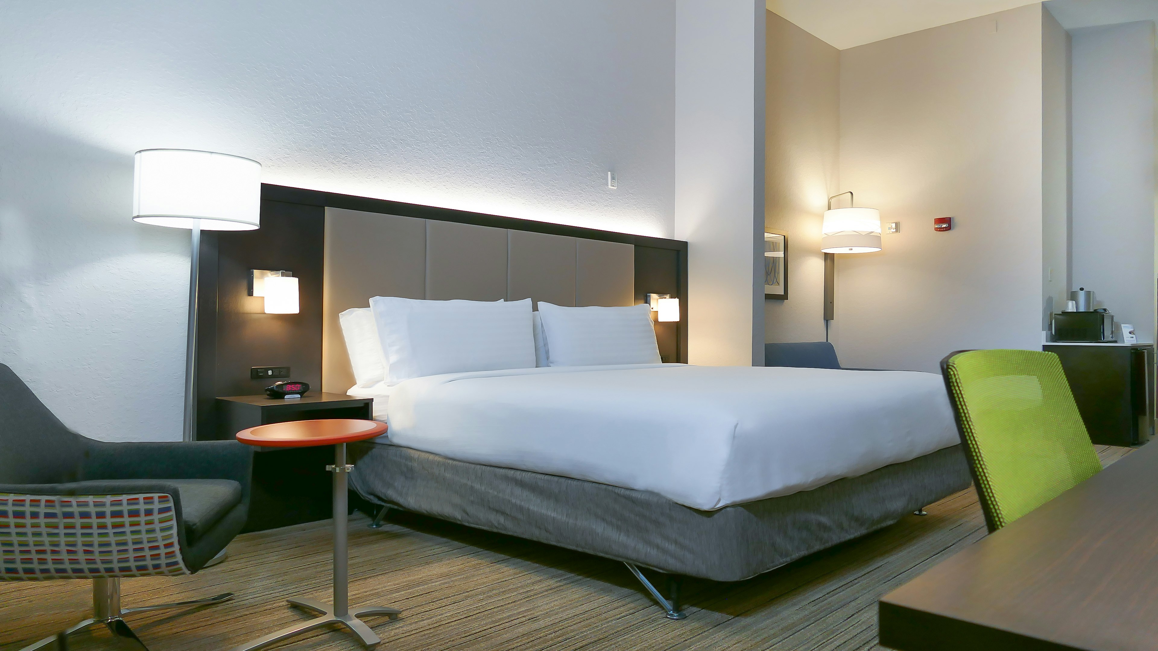 Holiday Inn Express and Suites St. Petersburg North (I-275), an IHG Hotel 23/58
