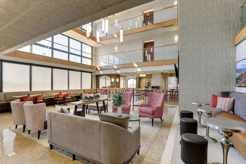 Drury Inn & Suites Marion 36/50