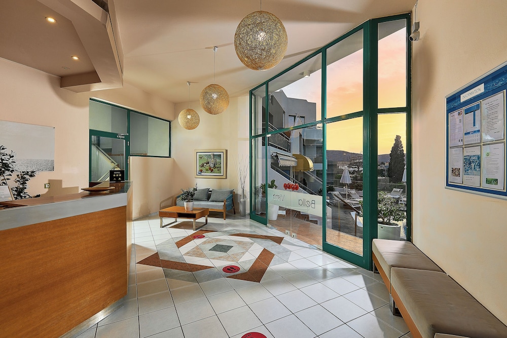 Bella Vista Hotel Apartments 9/49