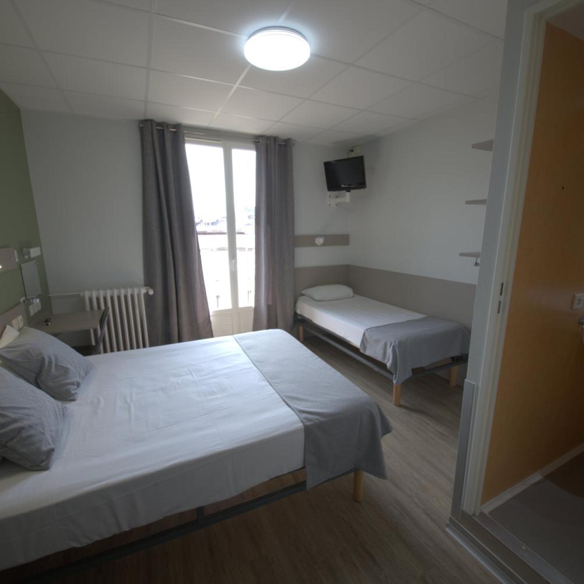 Hôtel Lux 10/55