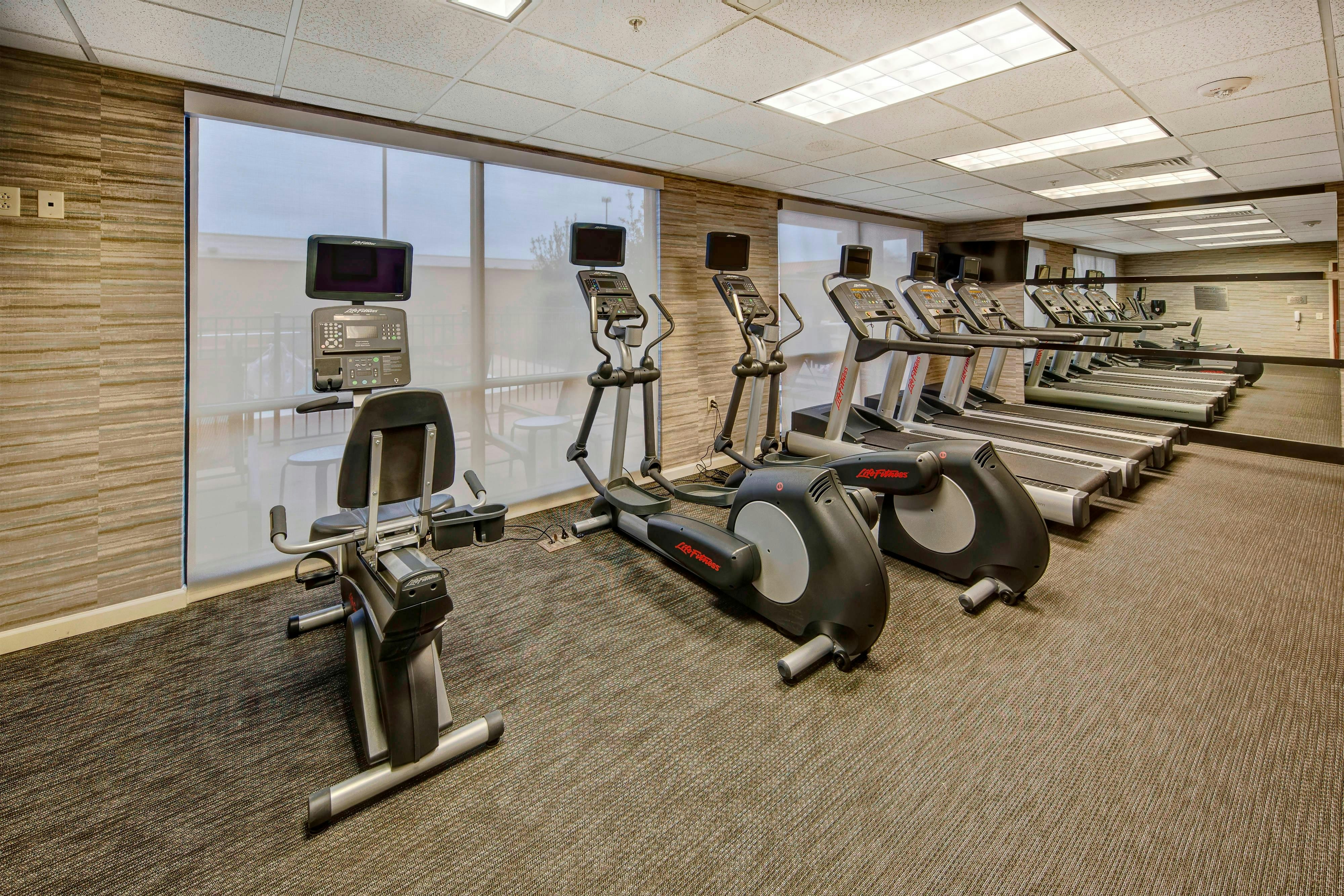 Courtyard by Marriott Alexandria 25/41