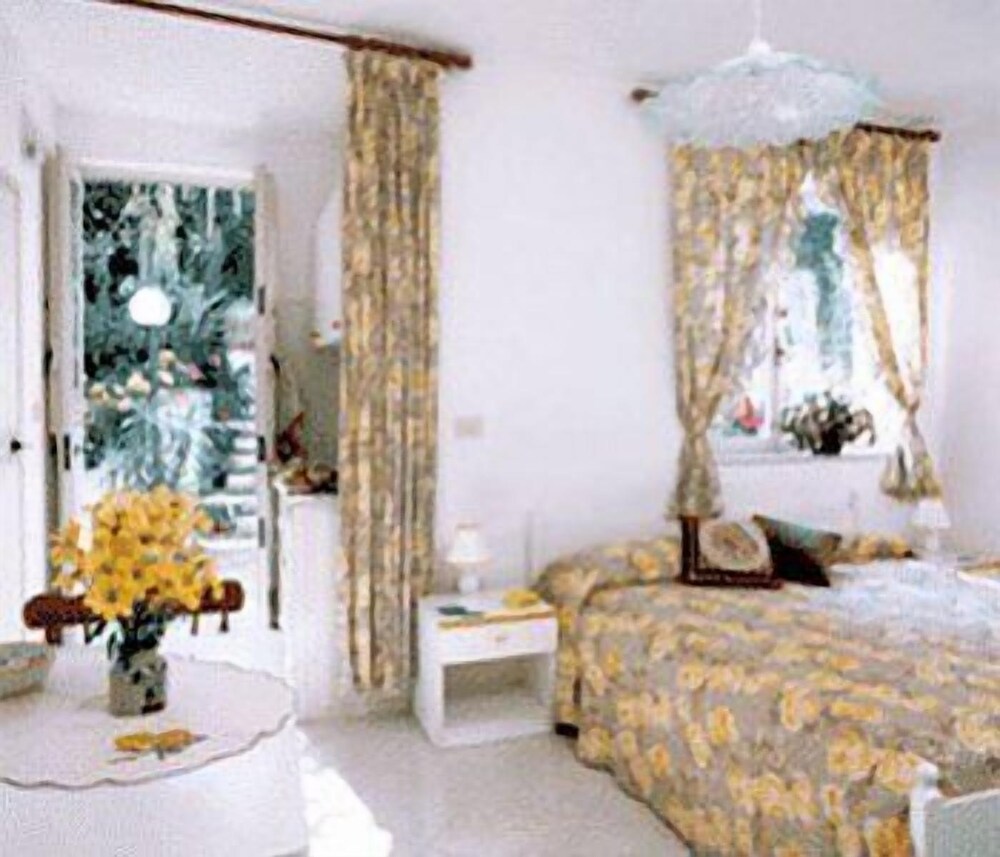 Hotel Tirreno Residence 35/50