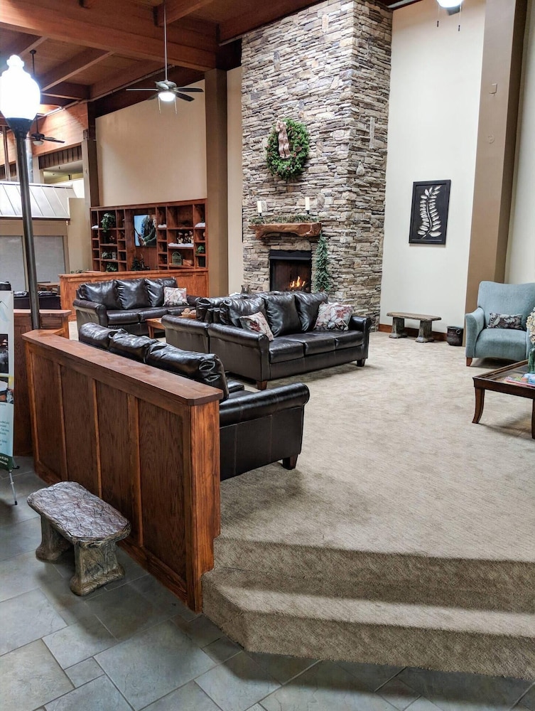 Cascades Mountain Resort Ascend Hotel Collection 7/68