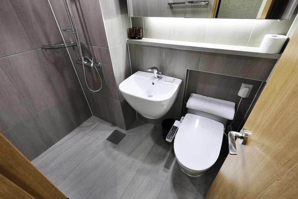 The Stay Classic Hotel Myeongdong 34/37