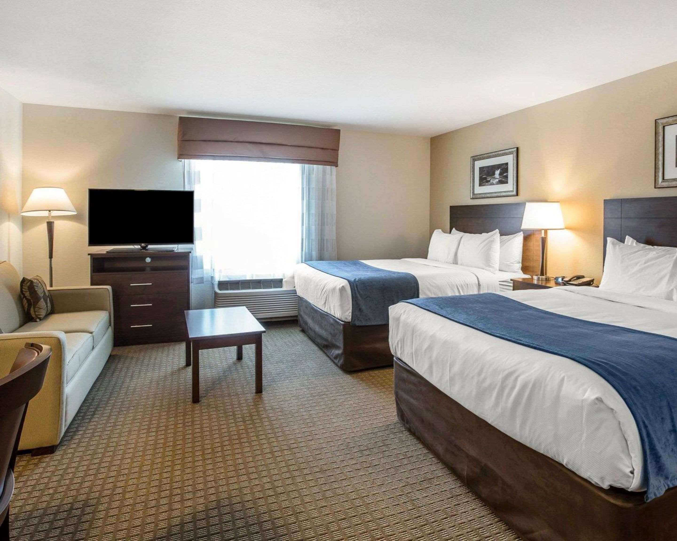 Efficiency, Suite, 2 Queen Beds, Accessible