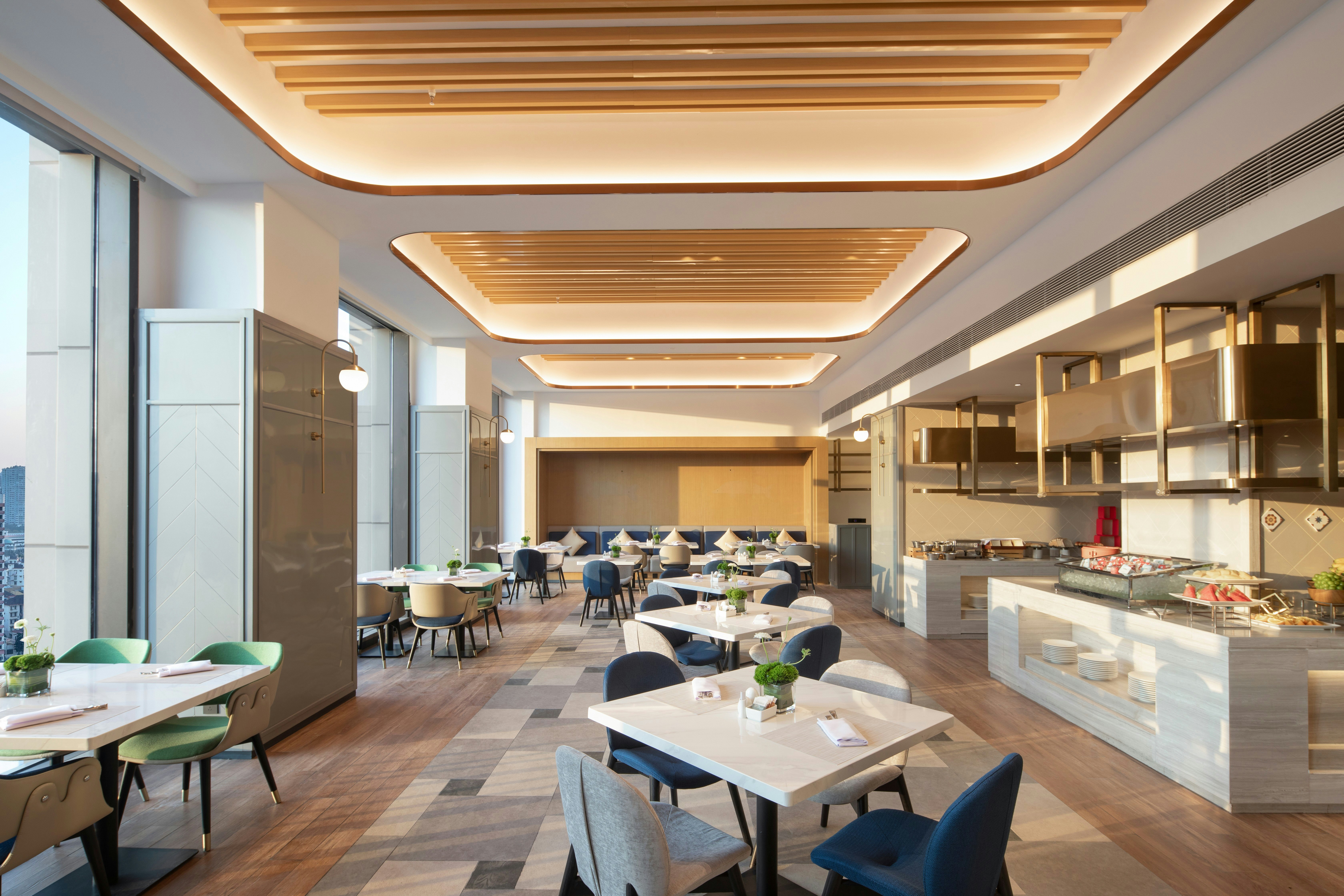Hilton Garden Inn Xiamen Bailuzhou Park 24/34