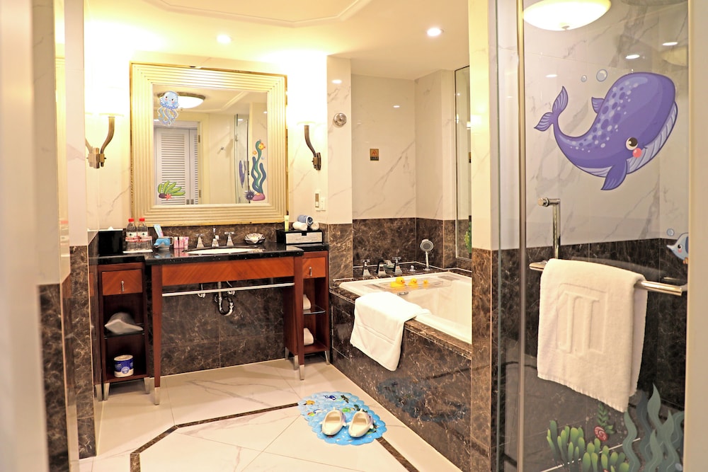 Jin Jiang Hotel 11/50