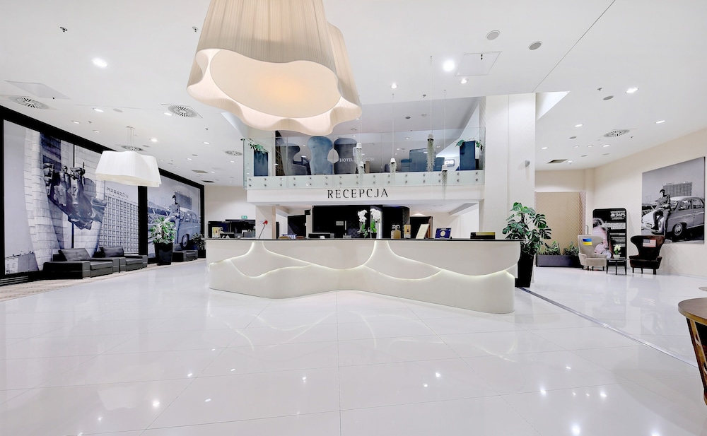 Hotel Rzeszaw 6/40