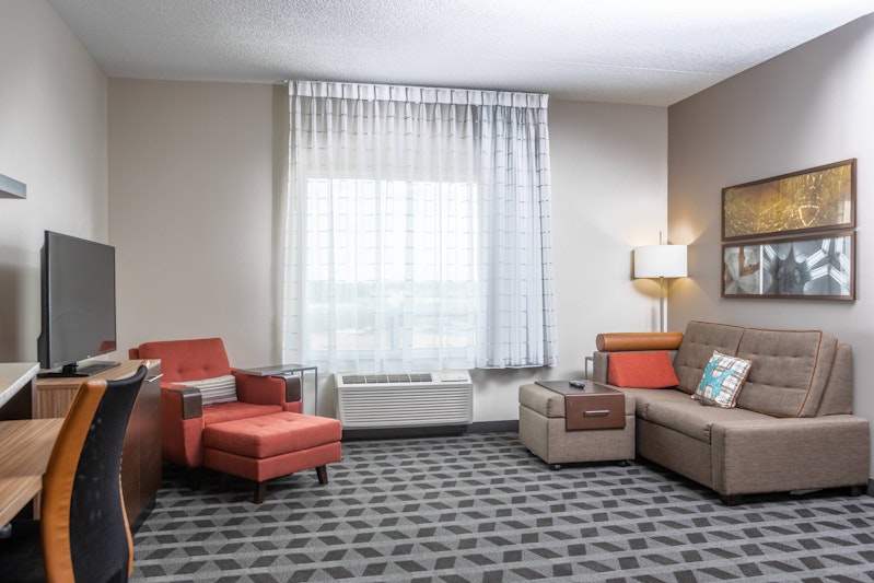 TownePlace Suites by Marriott Petawawa 5/8
