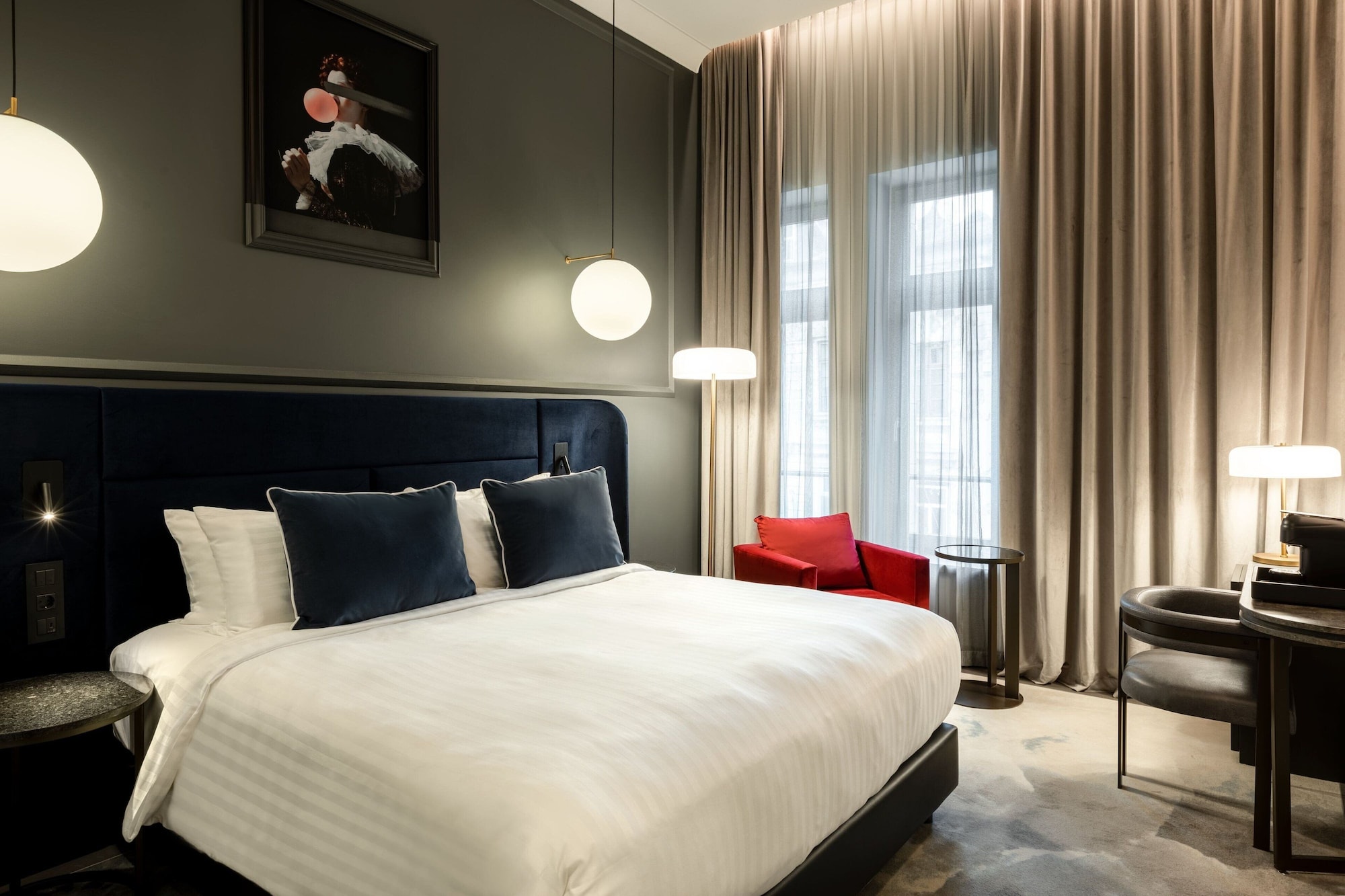 Gold, Guest Room, King Bed, Large
