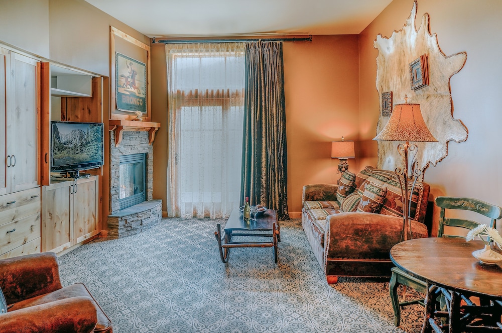 The Village Center At Big Sky Resort 37/70