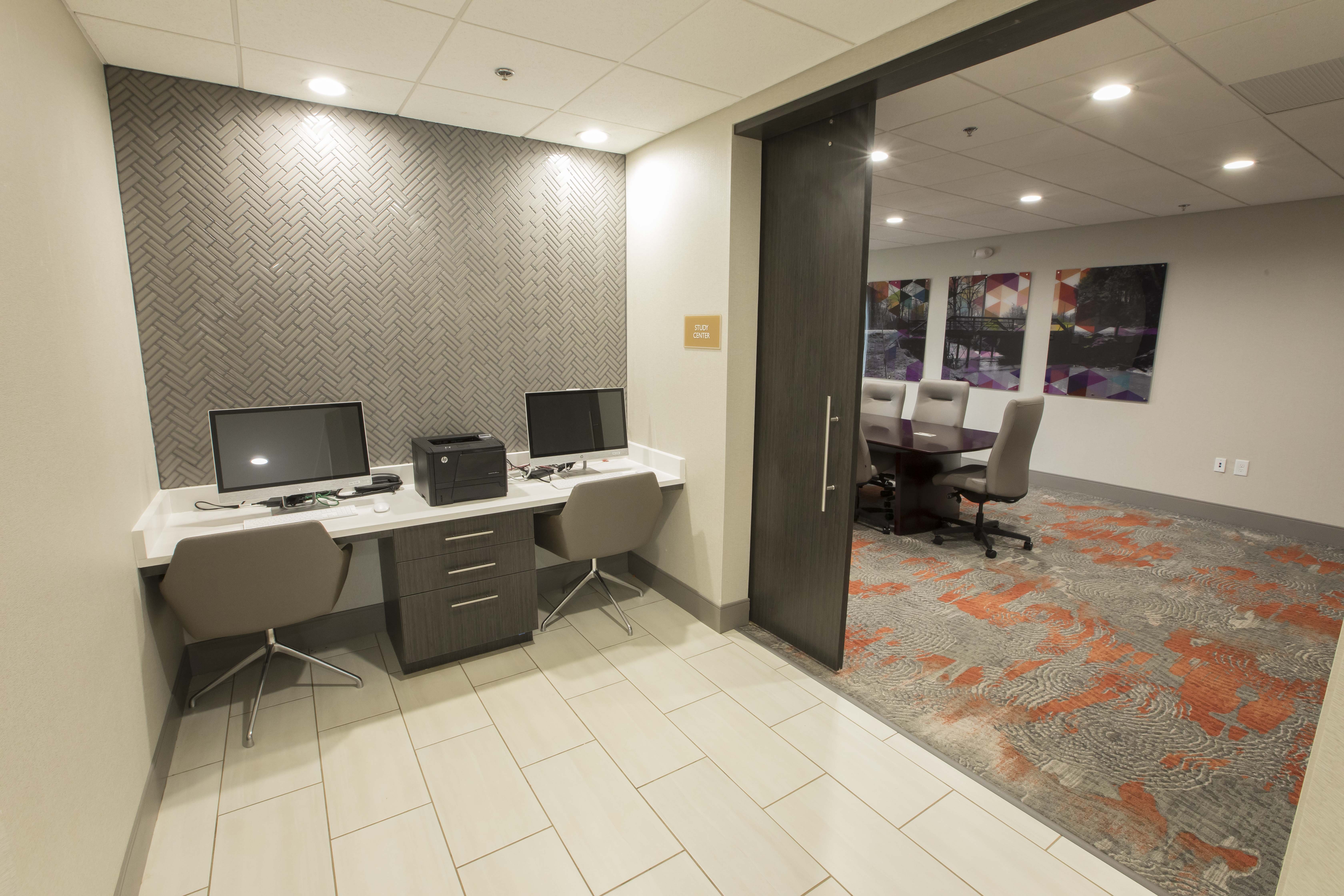Candlewood Suites Mcdonough 37/48