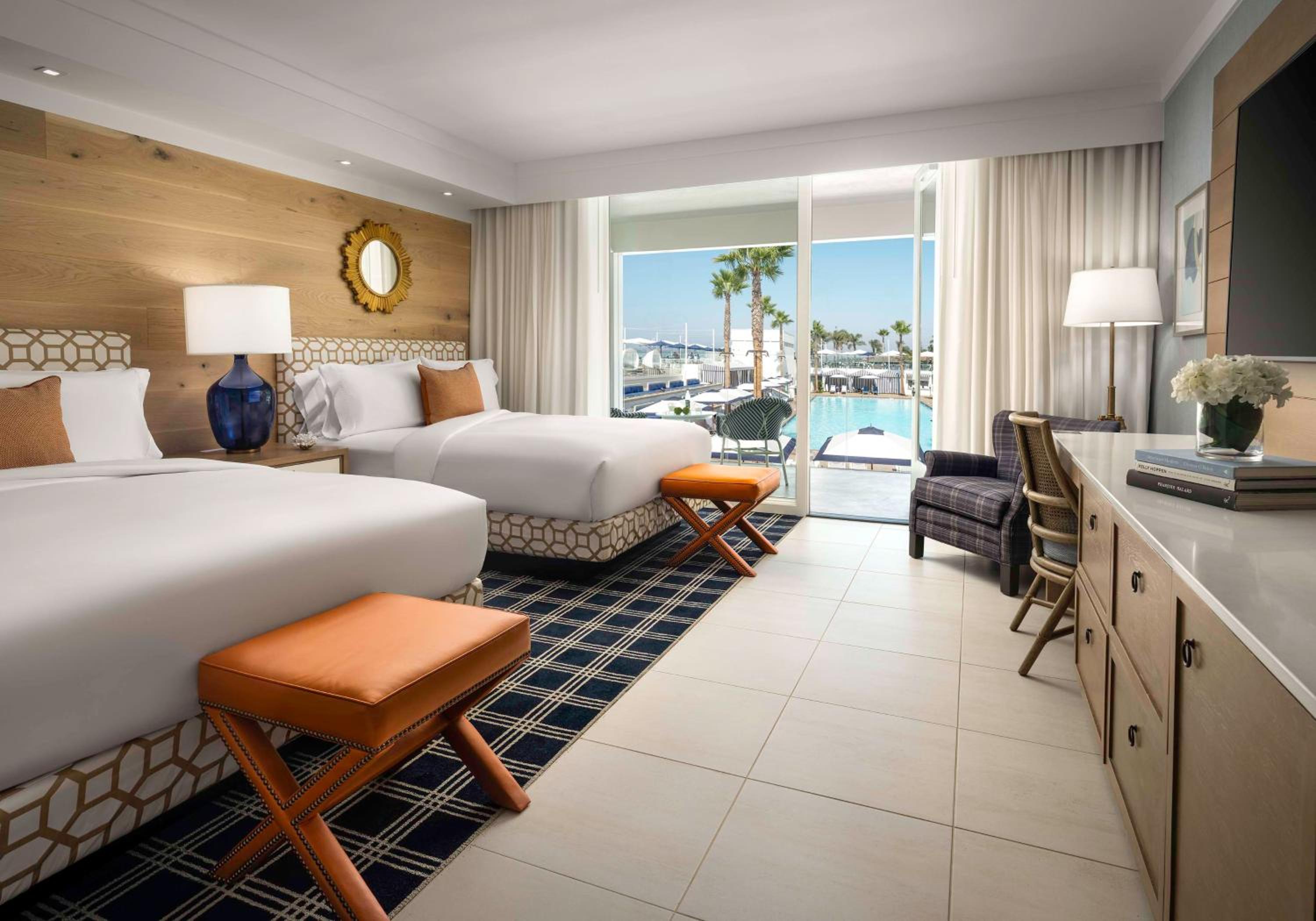 Cabana, King Bed, Resort View, Sofa