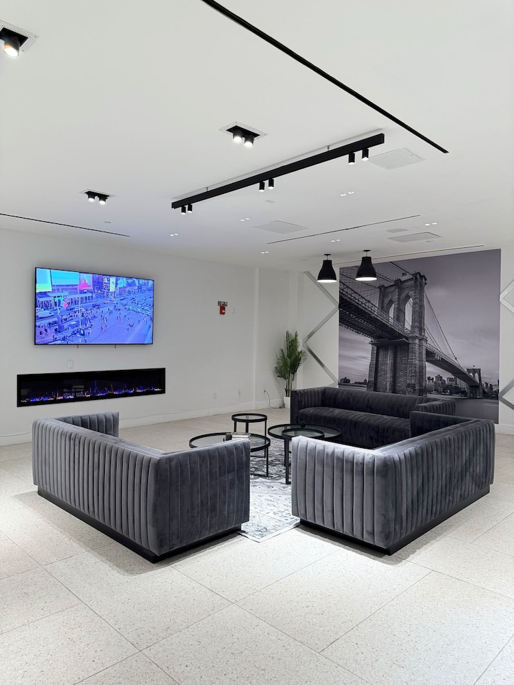 Nova Hotel Brooklyn 45/64