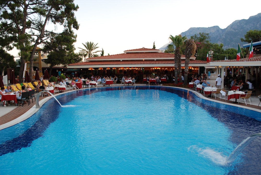 Club Boran Mare Beach 49/50