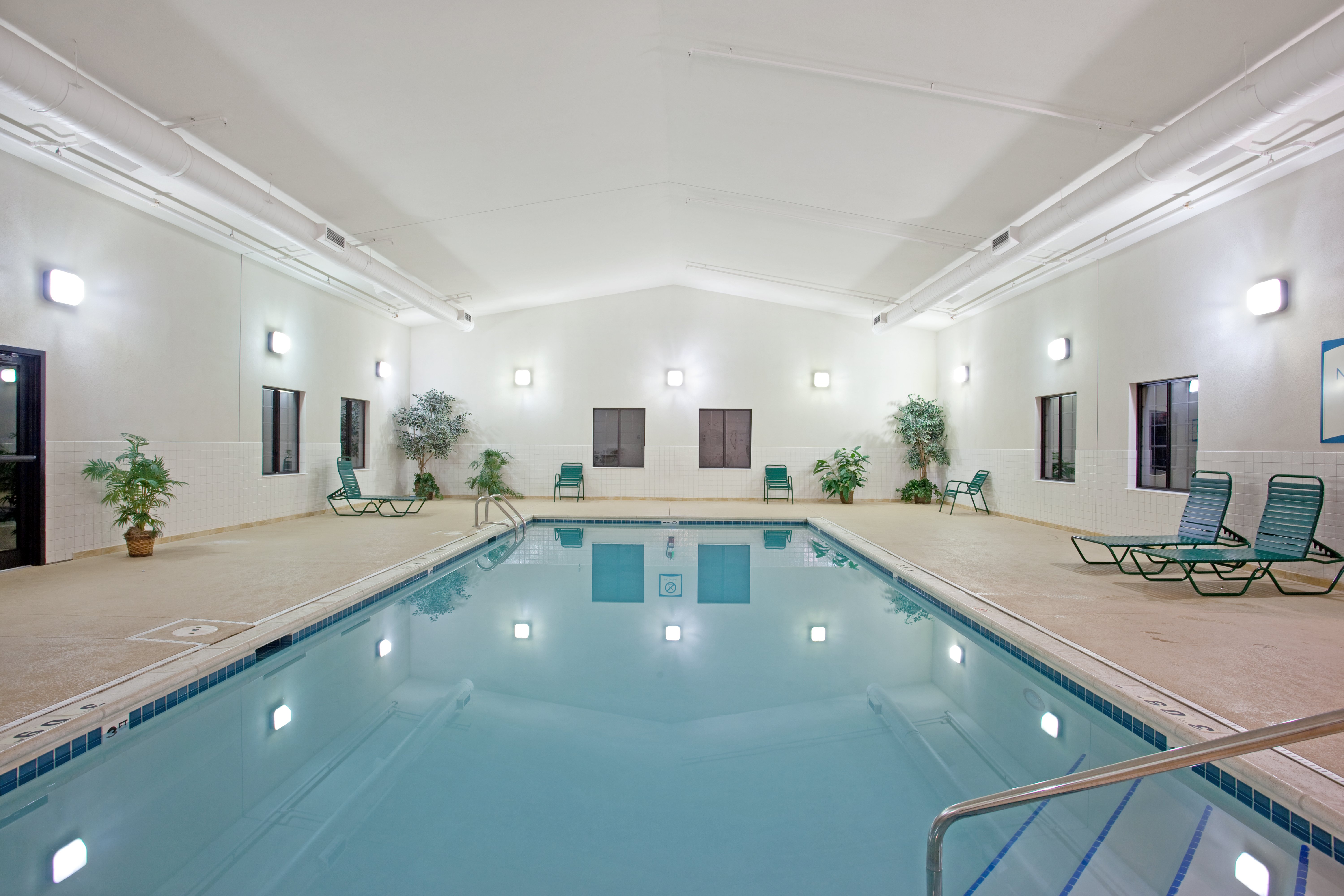 STAYBRIDGE SUITES LINCOLNSHIRE 20/59