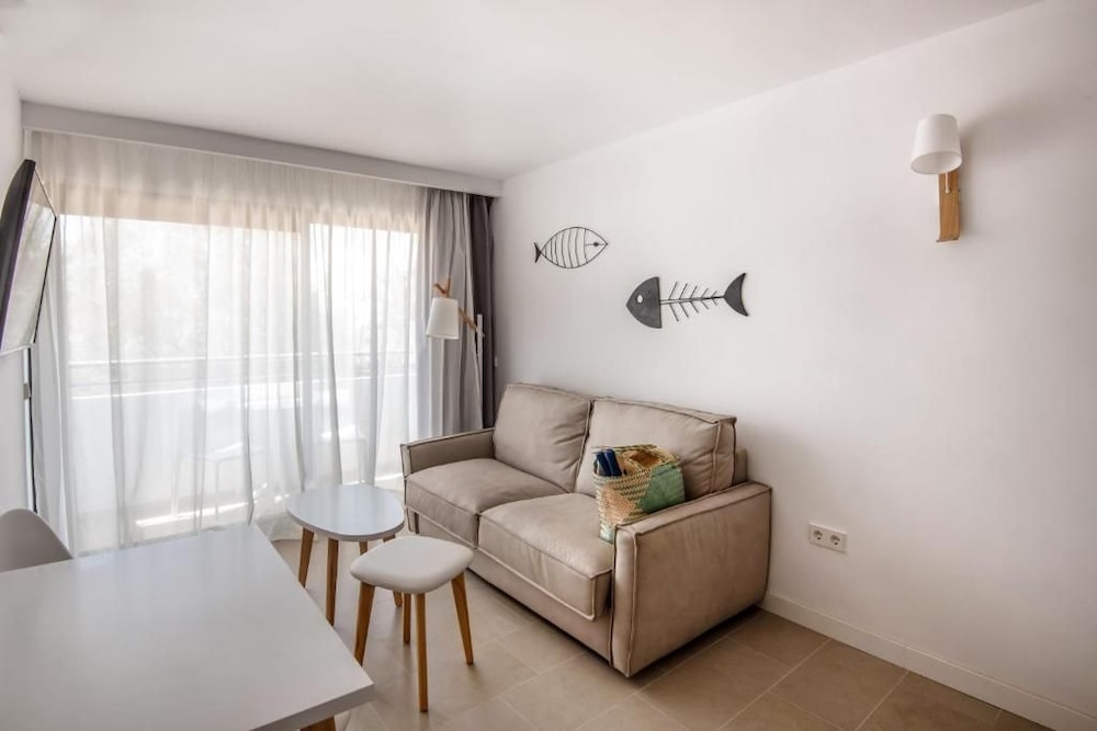 Apartamentos Es Pujols 20/50