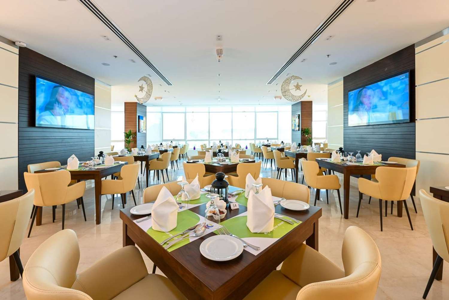 Ramada Encore Hotel by Wyndham Doha 24/28