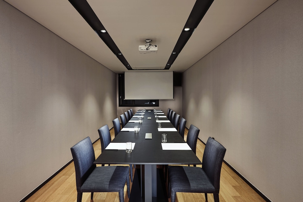 Ramada by Wyndham Gunsan 24/28