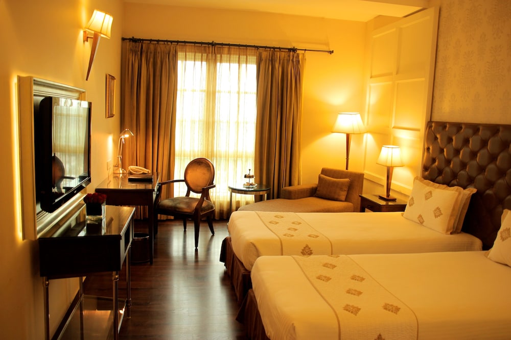 Neo Classic Room