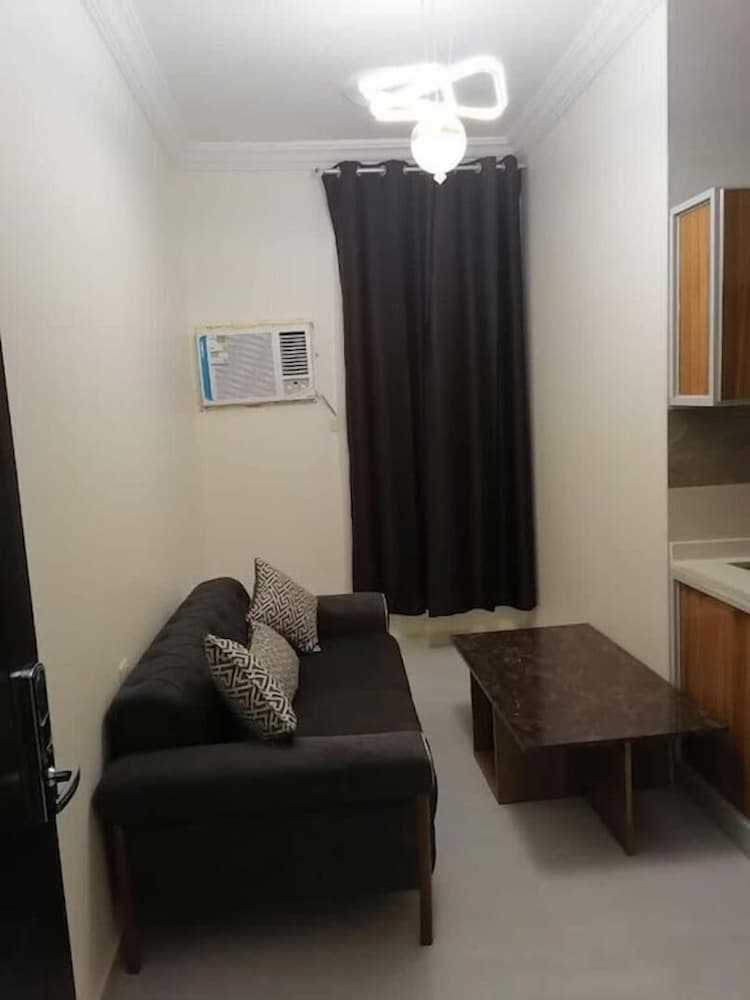 ايوان الاندلسية(Iwan AlAndalusia hotel suites Alrehab) 14/30