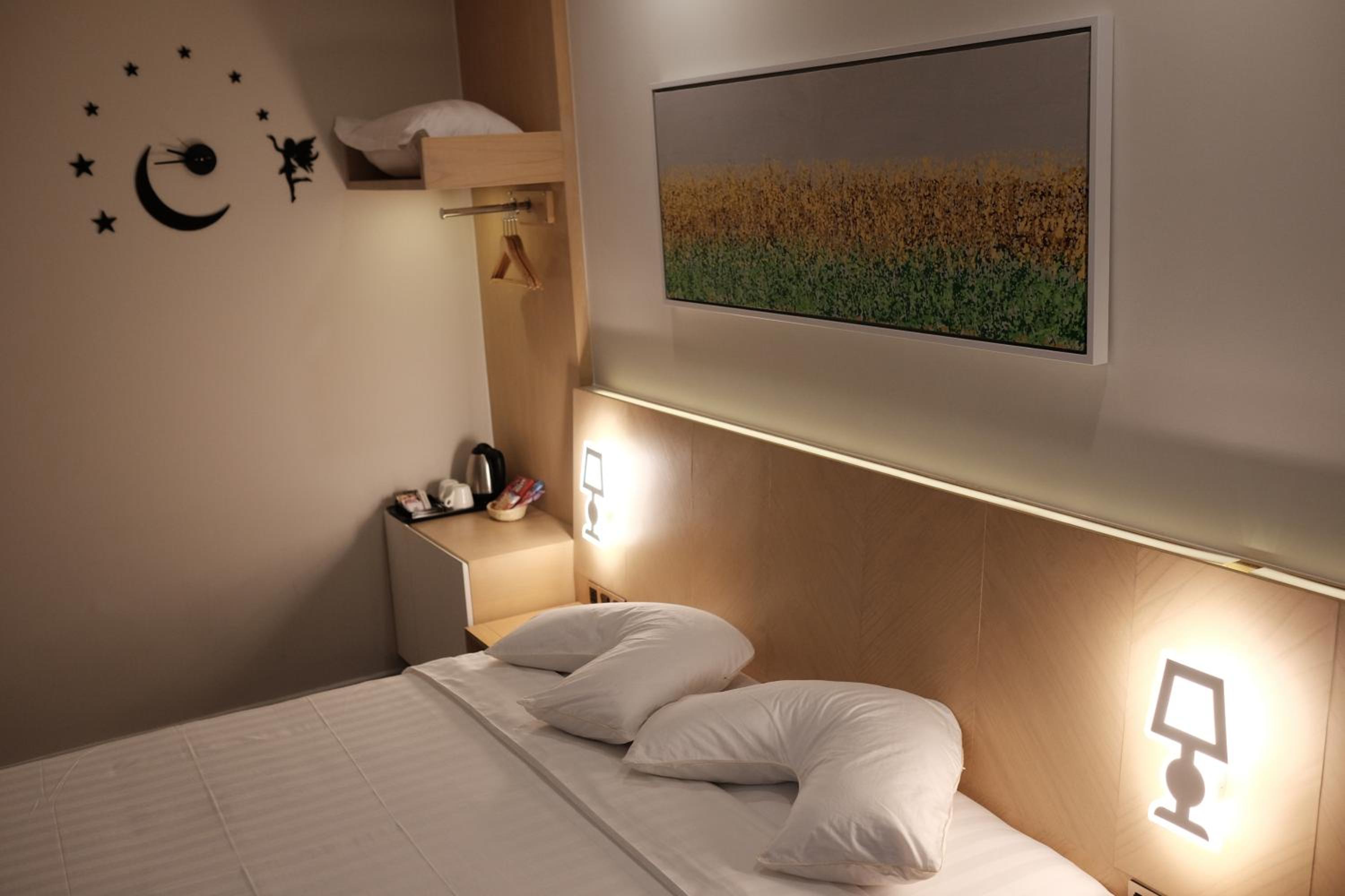 rooms