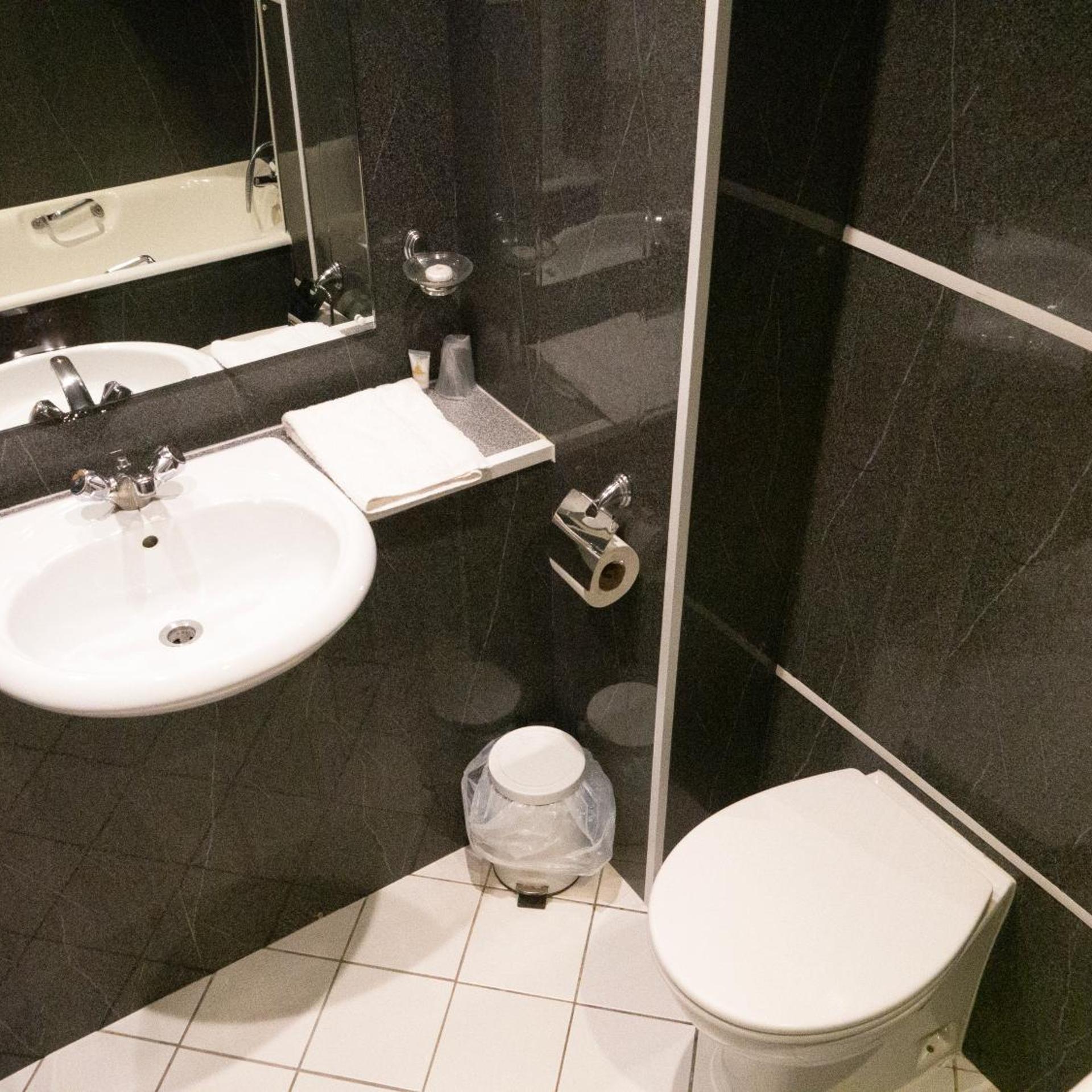 غرفة مفردة، Britannia Hotel Newcastle Airport 2/13