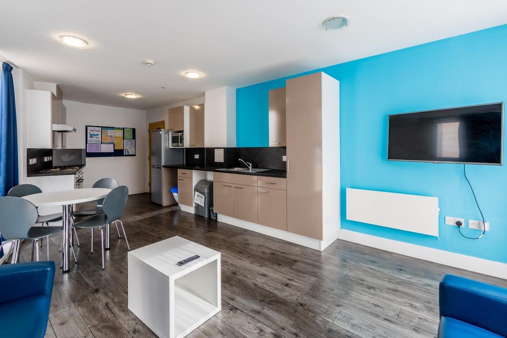 Destiny Student Brae House 54/63