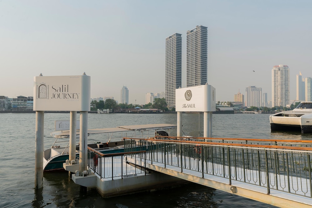The Salil Hotel Riverside Bangkok 45/50