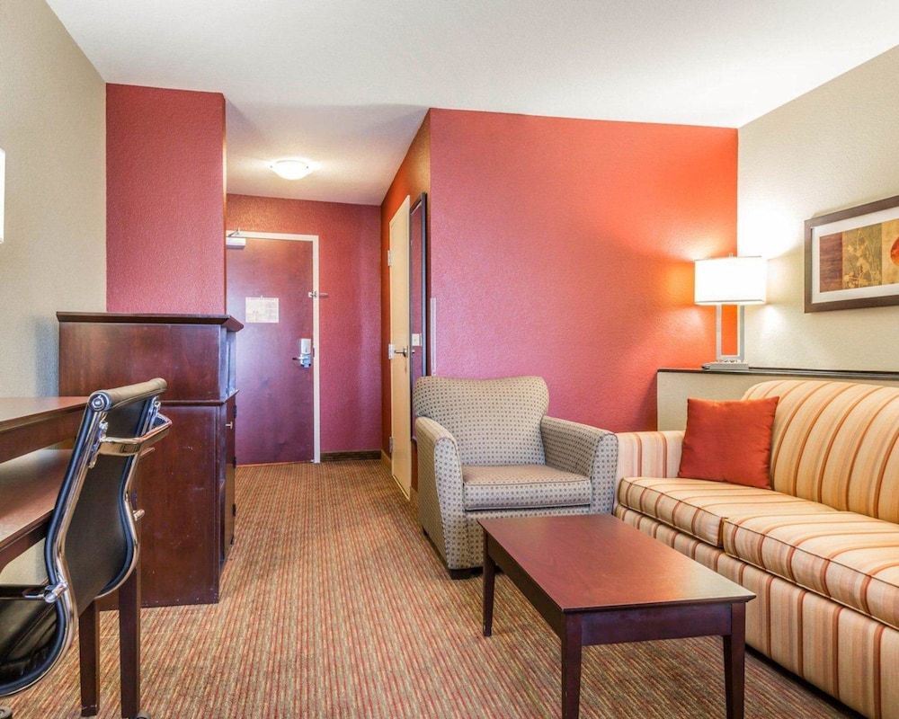 Comfort Suites Blythe, CA 28/49