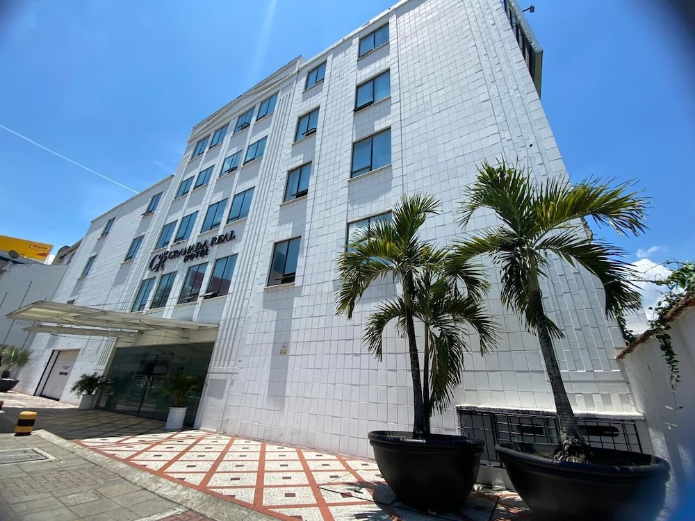 TAMA Hotel Granada Real Cali 62/67