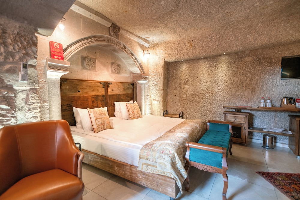 Divan Cave House 32/76