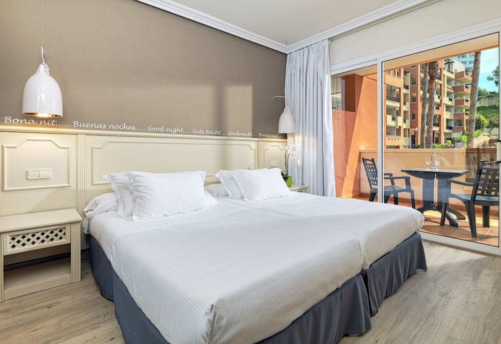 1 BEDROOM, APARTMENT