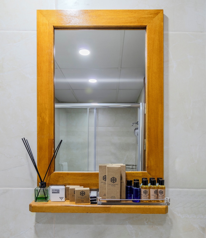 Sultan Hamit Hotel 10/57