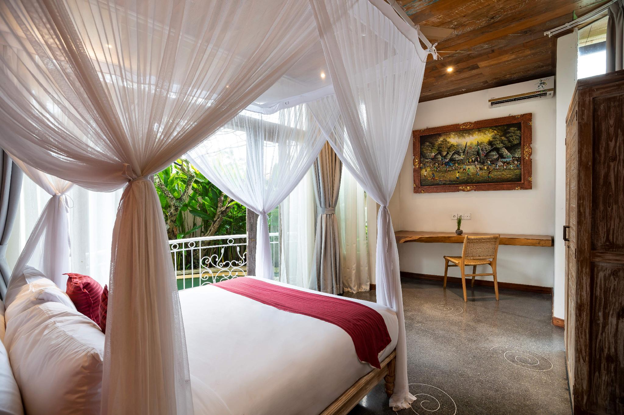 3 BEDROOMS, PREMIUM, PRIVATE POOL