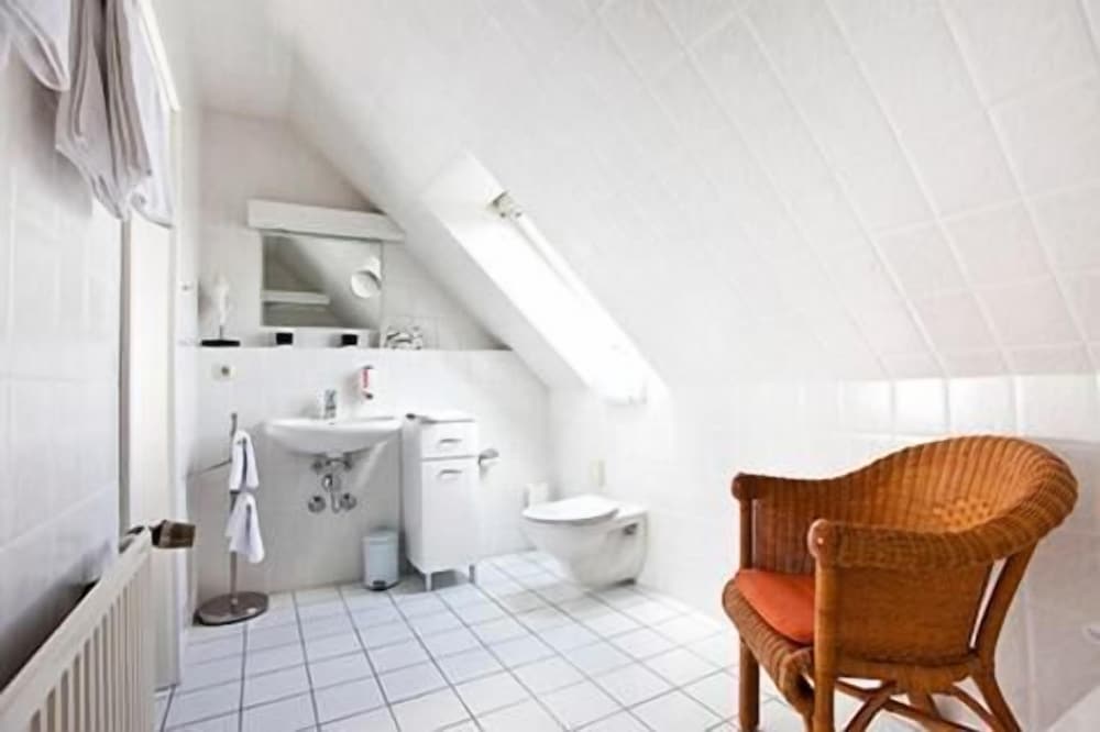 Hotel Am Braunen Hirsch 3/27