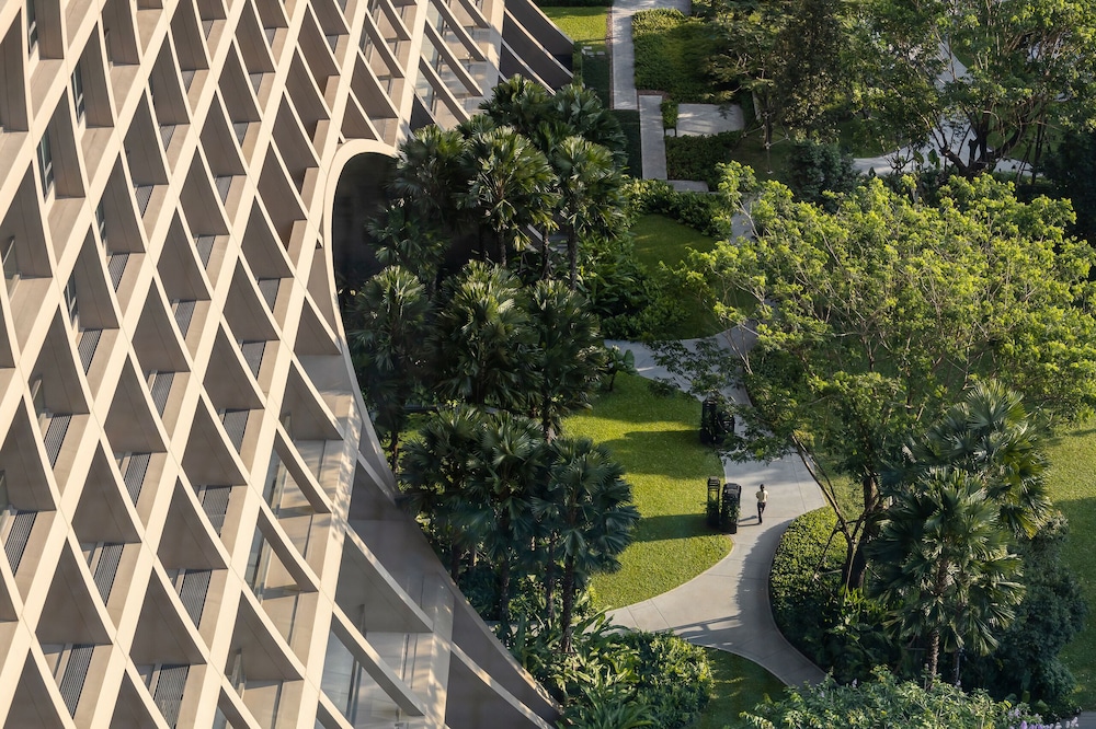 Sindhorn Kempinski Hotel Bangkok 43/50