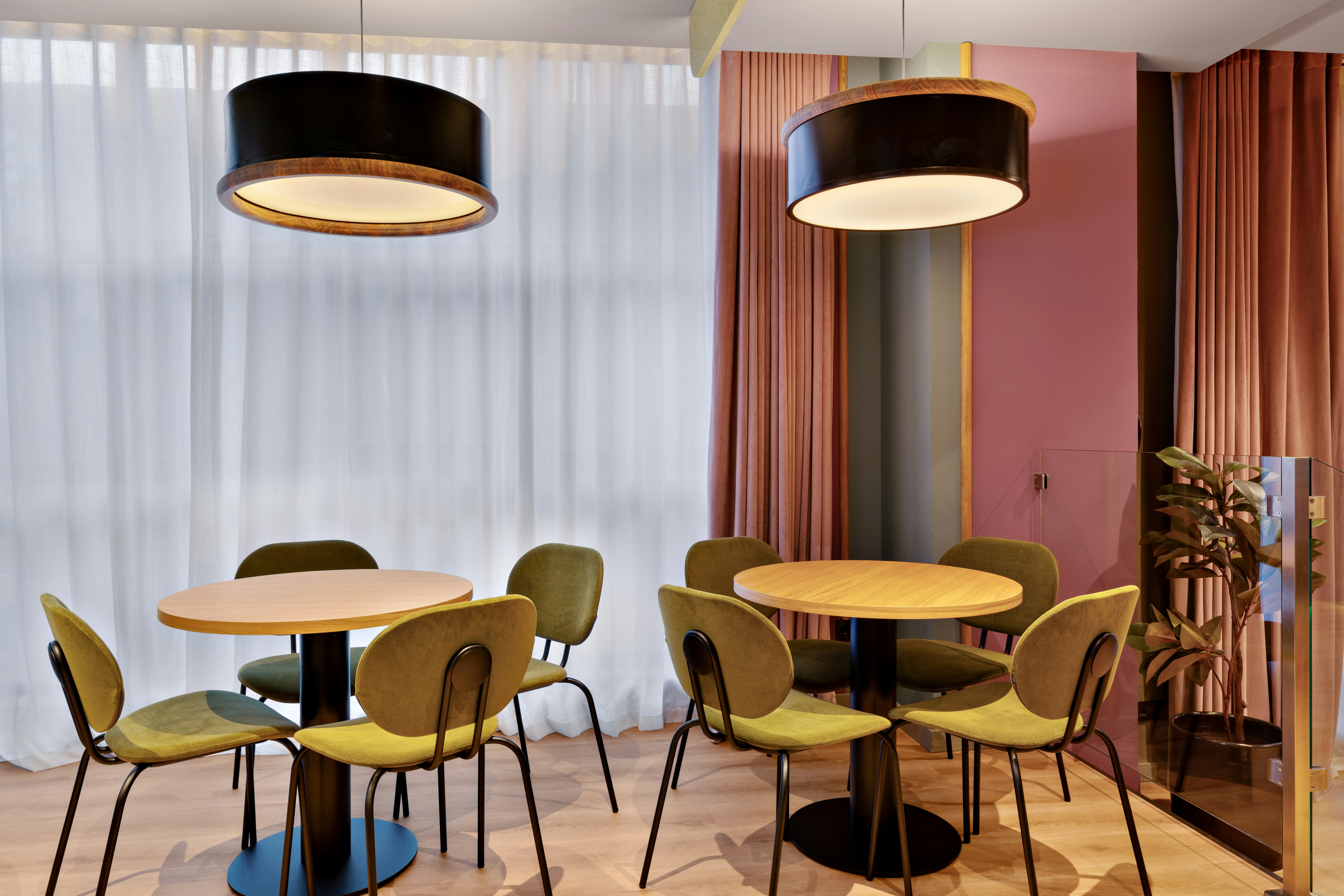 B&B HOTEL Madrid Fuenlabrada Retail Park 23/27