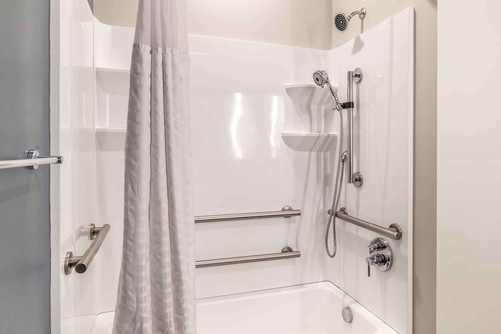 Extended Stay America - Colonial Heights - Fort Lee 54/56