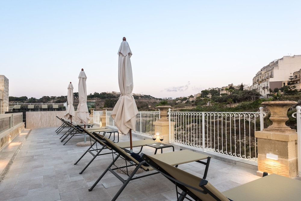 Cesca Boutique Hotel 16/30