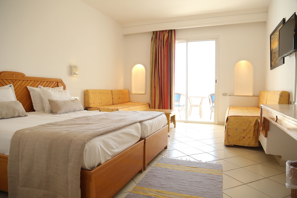 Hotel Golf Residence 11/50