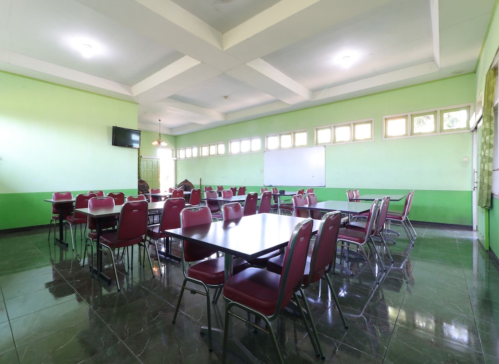 Cantik Hotel 41/53