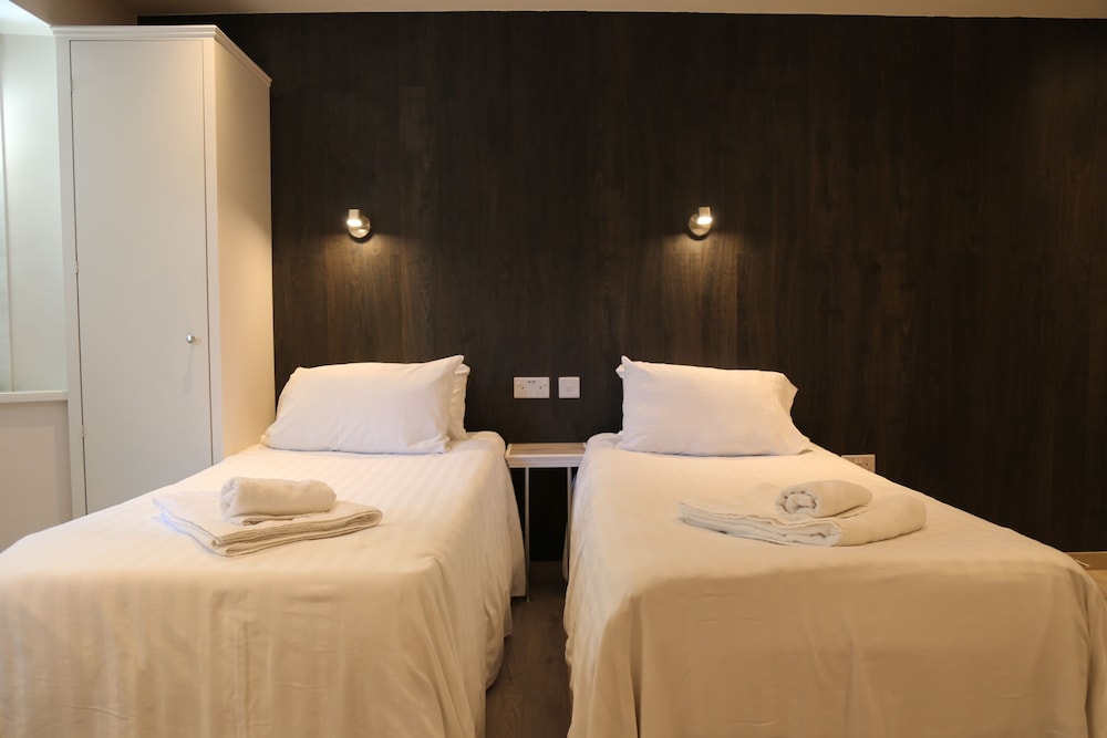 Debden Guest House 18/50