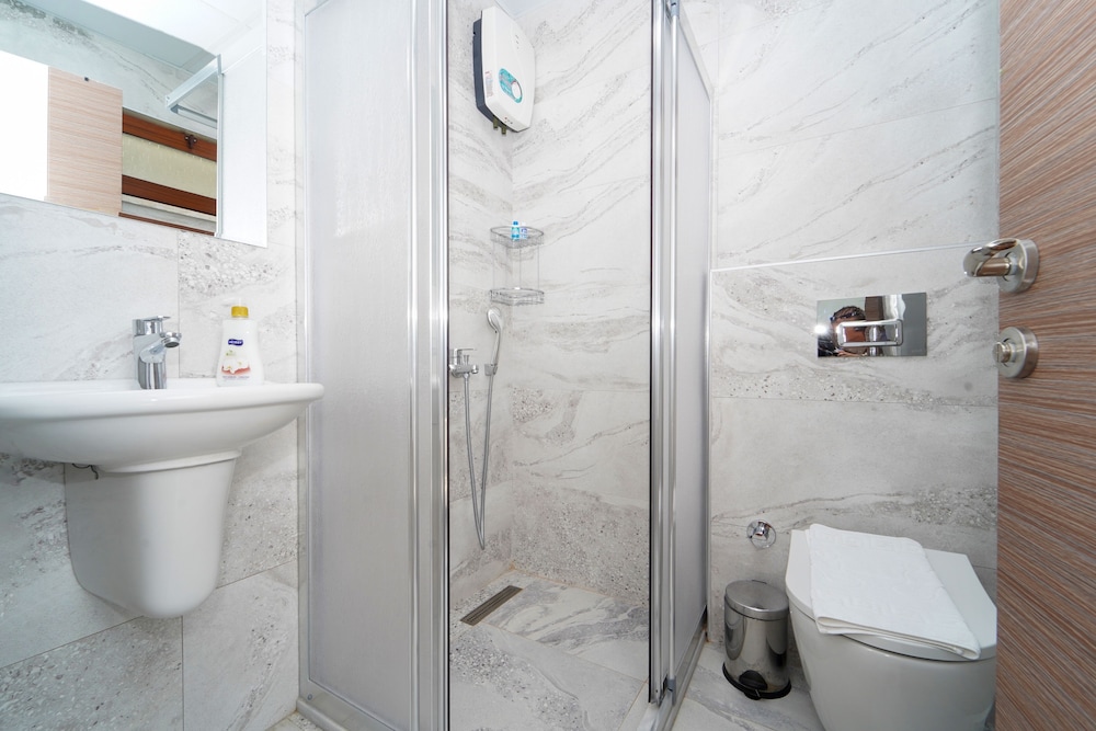 Nehir Butik Otel 50/50