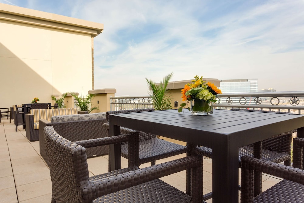 Drury Inn & Suites Dallas Frisco 33/47
