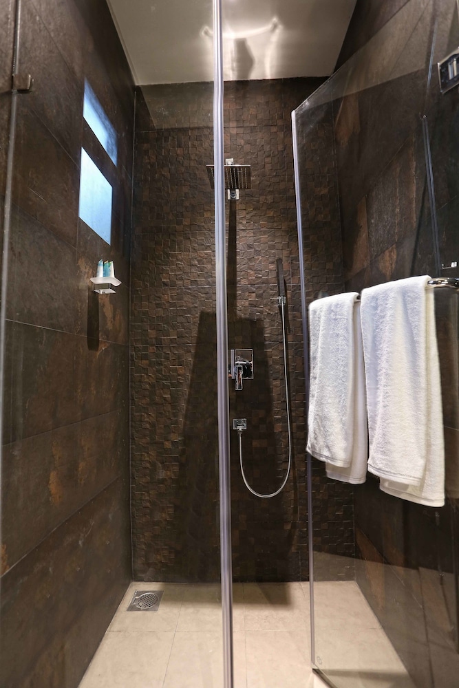 Rivora Residence 49/50