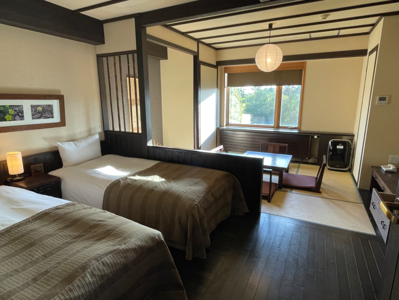 Japanese Western, Classic, Forest View