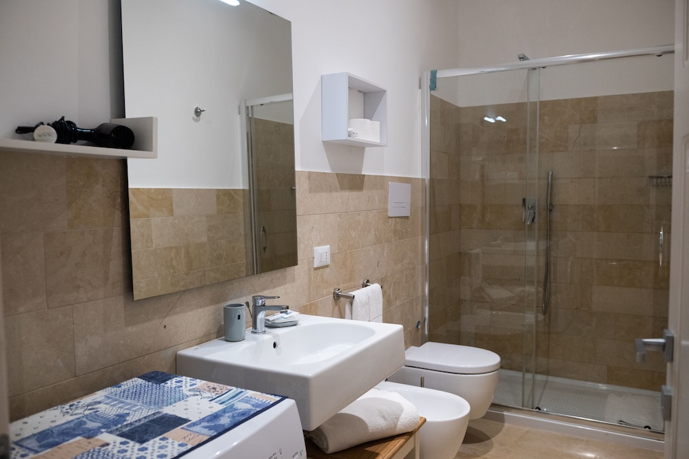ZIBIBBO SUITES & ROOMS 76/76