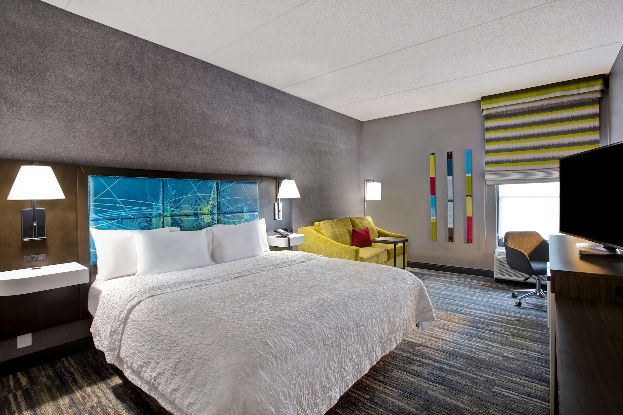 Room, King Bed, Sofa, Accessible